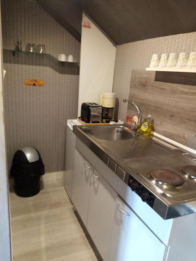 Petit Appartement 30M2, 3 Lits, 3 A 4 Pers Neuilly  Ngoại thất bức ảnh