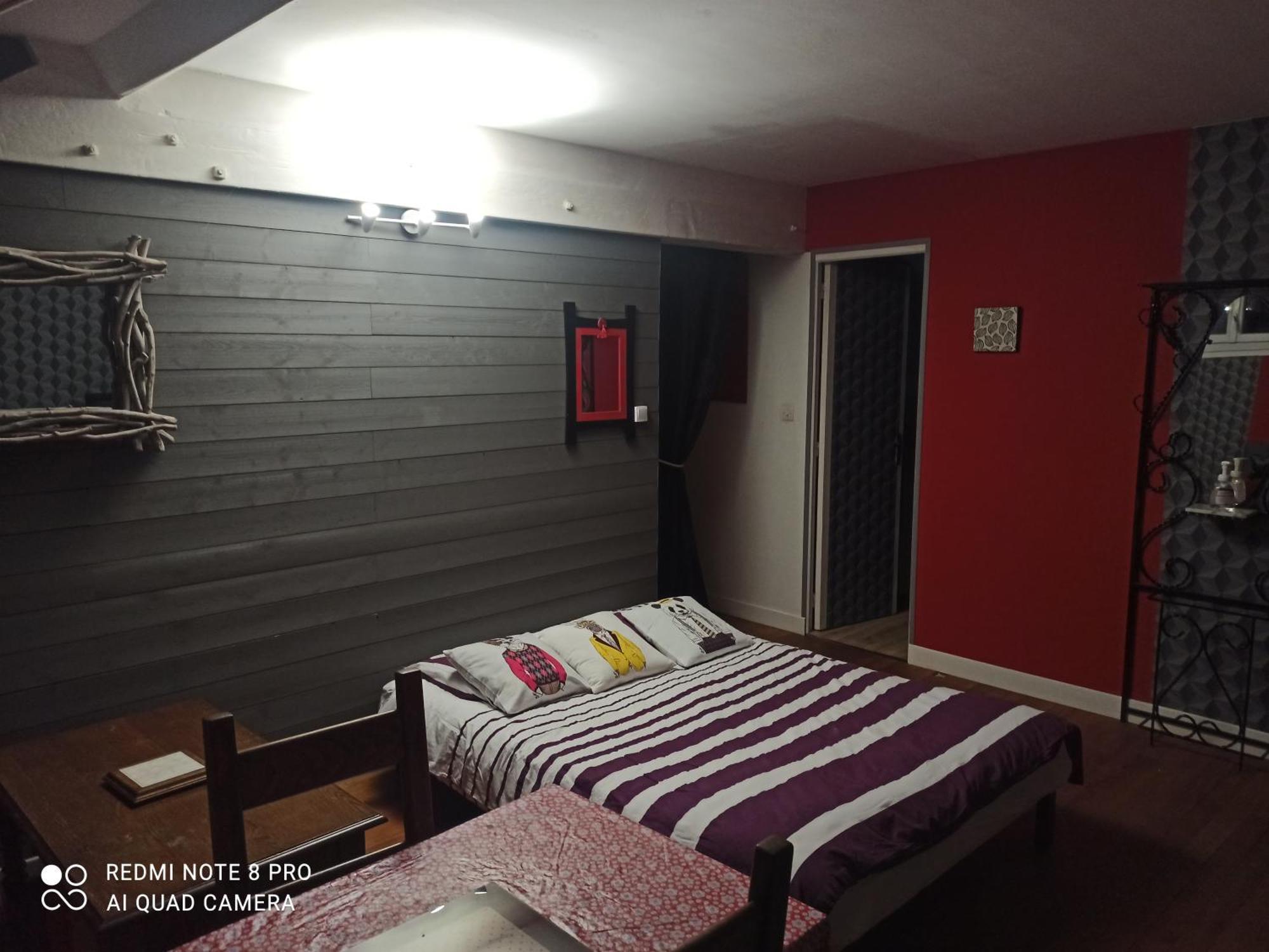 Petit Appartement 30M2, 3 Lits, 3 A 4 Pers Neuilly  Phòng bức ảnh