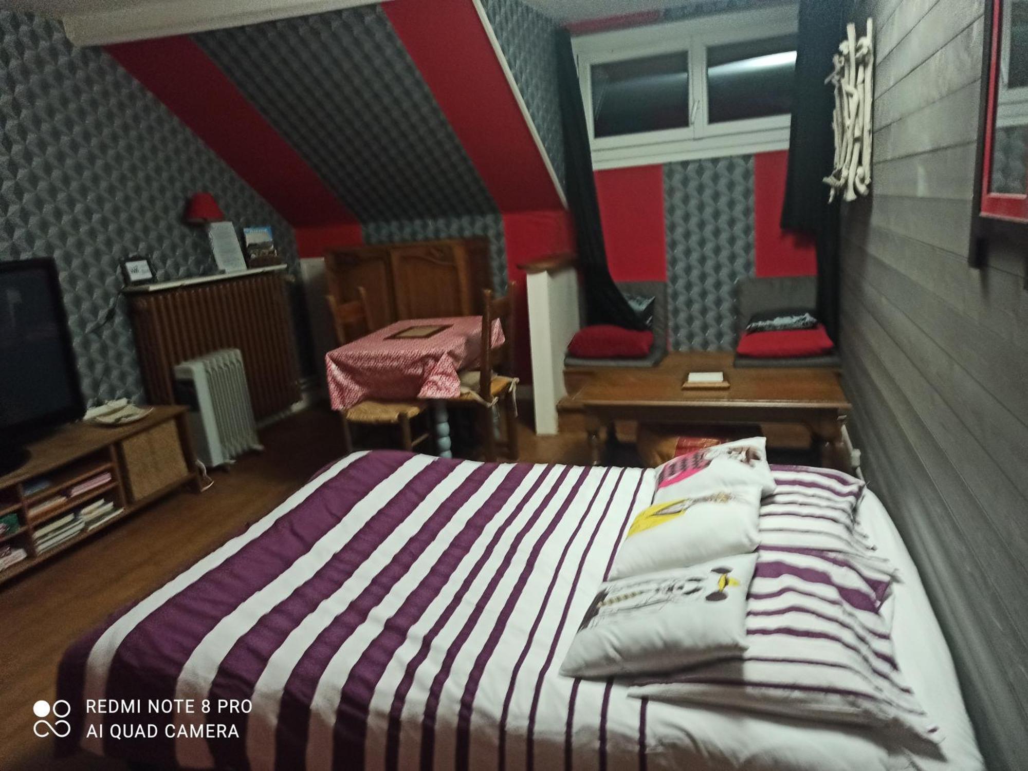 Petit Appartement 30M2, 3 Lits, 3 A 4 Pers Neuilly  Phòng bức ảnh